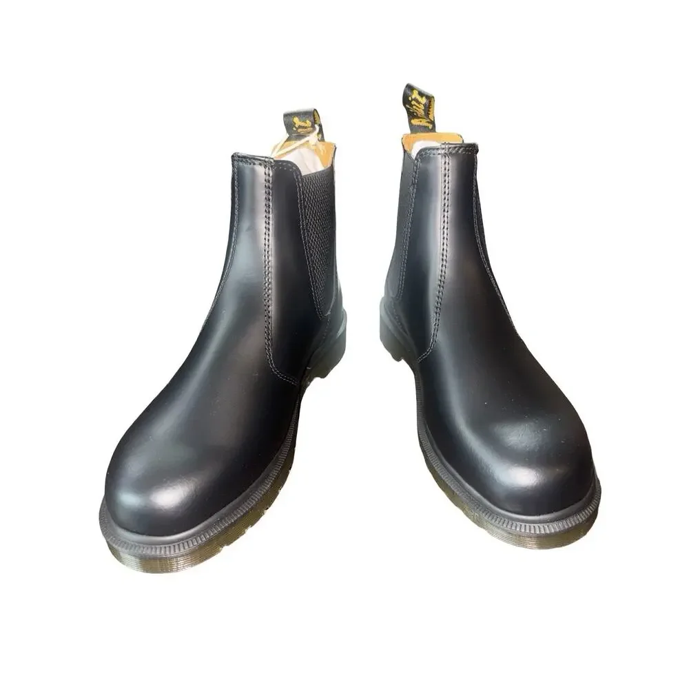 Dr. Martens 2976 Chelsea Boots Black Smooth Leather Unisex UK 7 US Men 8 Women 9